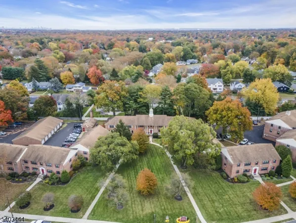 $289,900 | 46 Sandra Circle, Unit 4, Westfield, NJ 07090