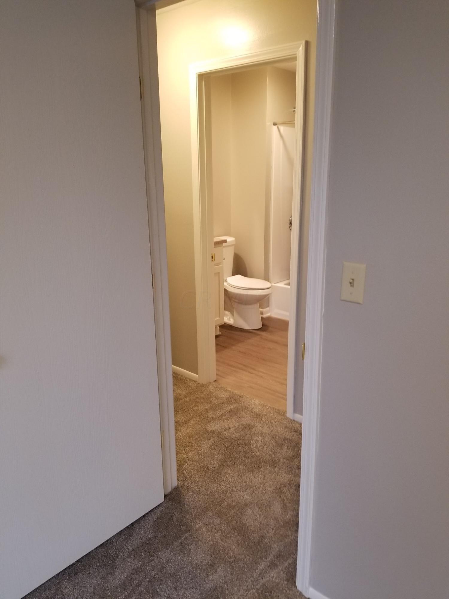 1727 Churchill Downs Road Newark, OH 43055 - Photo 8 of 13