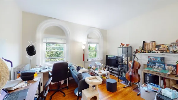 $2,595 | 1071 Beacon Street, Unit 7, Brookline, MA 02446