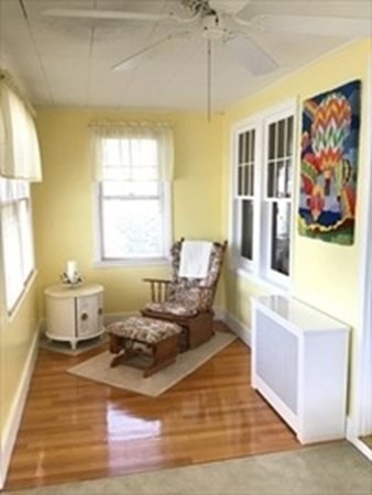 27 Gordon Road Shrewsbury, MA 01545 - Photo 8 of 30 Gallery Image 8