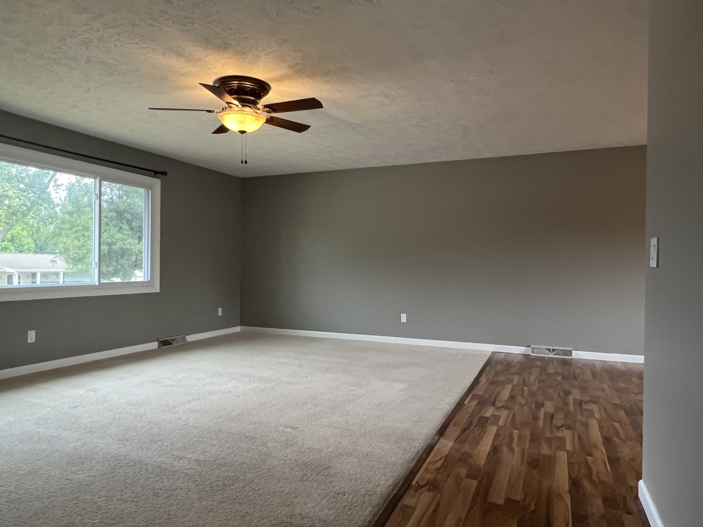 1120 Andover Road Bloomington, IL 61704 - Photo 11 of 31 Gallery Image 11