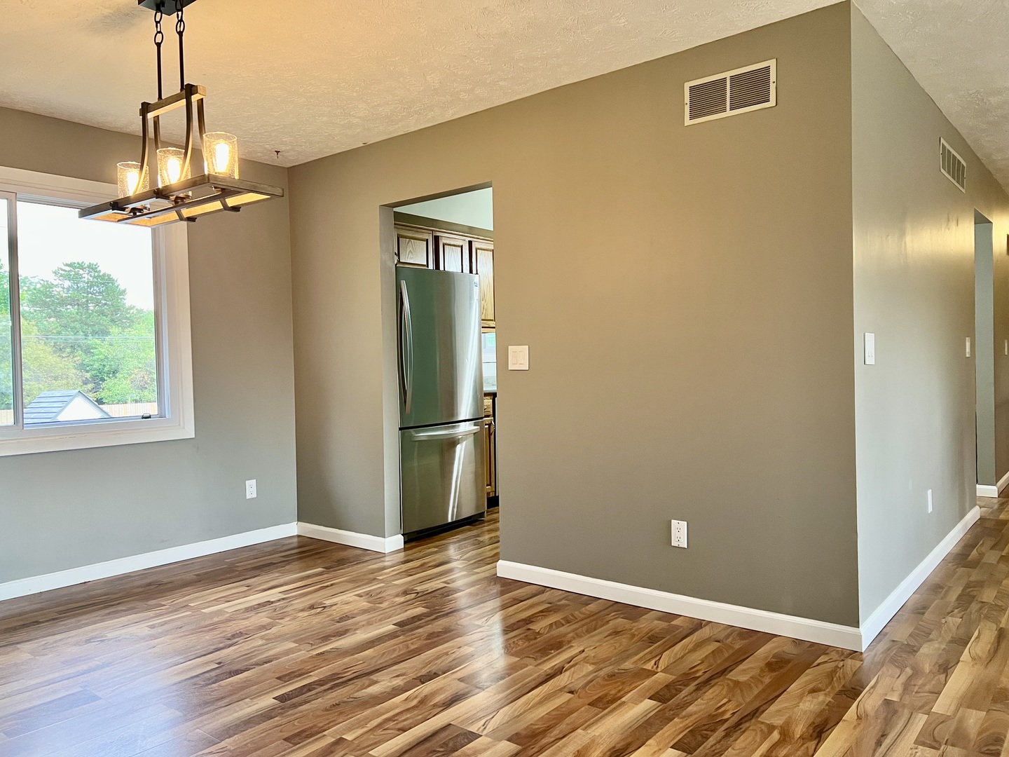 1120 Andover Road Bloomington, IL 61704 - Photo 16 of 31 Gallery Image 16