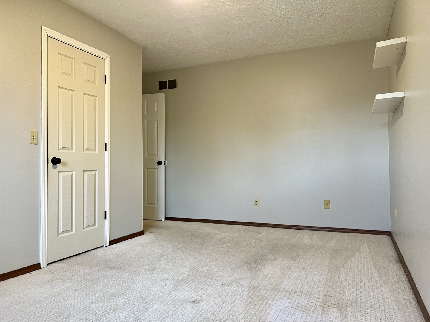 1120 Andover Road Bloomington, IL 61704 - Photo 20 of 31 Gallery Image 20