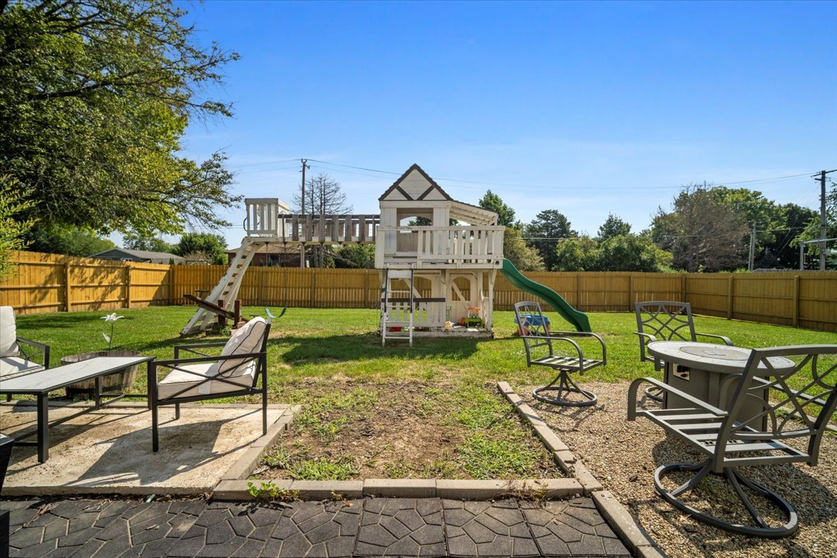 1120 Andover Road Bloomington, IL 61704 - Photo 31 of 31 Gallery Image 31