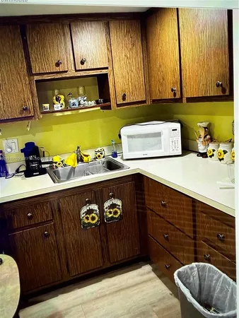 $1,800 | Hialeah, Hialeah, FL 33012