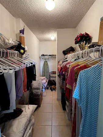$1,800 | Hialeah, Hialeah, FL 33012