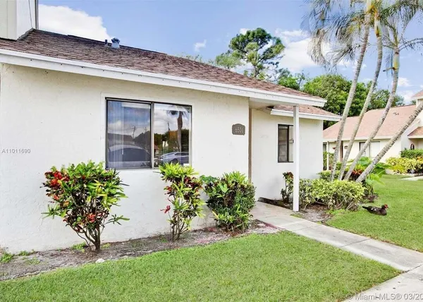 $2,200 | 6508 Dockside Circle, Greenacres, FL 33463