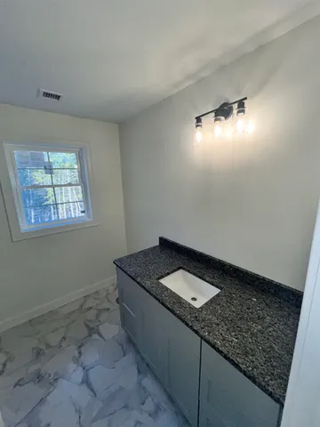 $749,900 | 31 Blaisdell Court, Unit 3718, Raymond, NH 03077