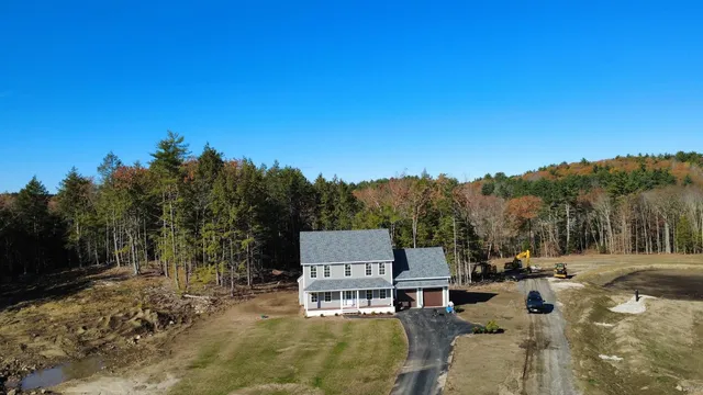 $749,900 | 31 Blaisdell Court, Unit 3718, Raymond, NH 03077