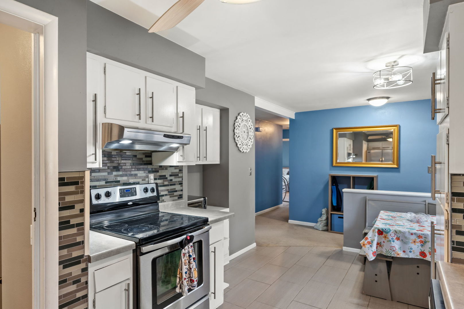 4610 8th Avenue Moline, IL 61265 - Photo 11 of 41