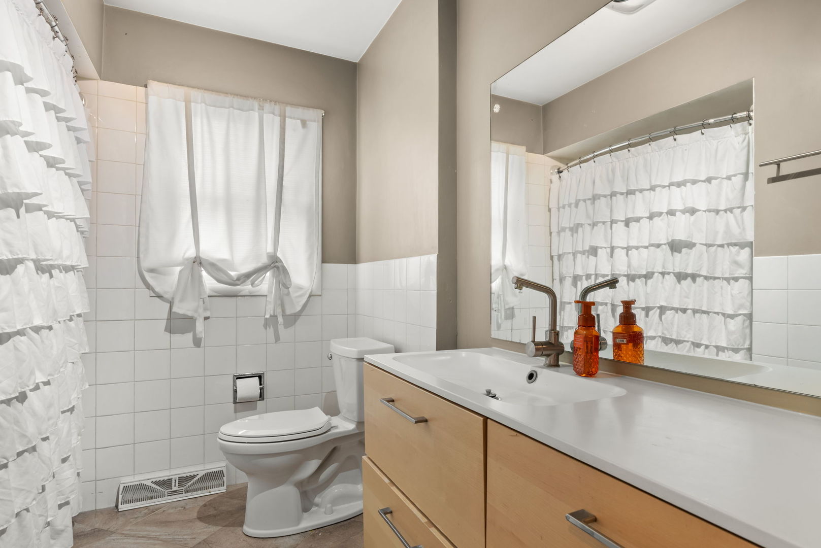 4610 8th Avenue Moline, IL 61265 - Photo 18 of 41