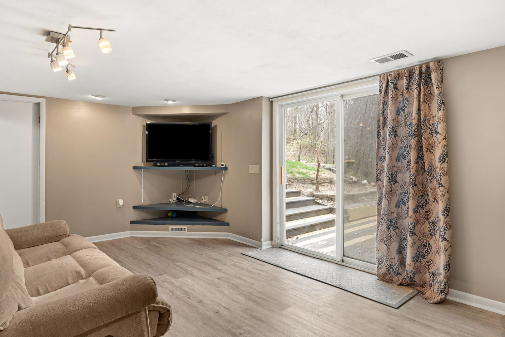 4610 8th Avenue Moline, IL 61265 - Photo 24 of 41