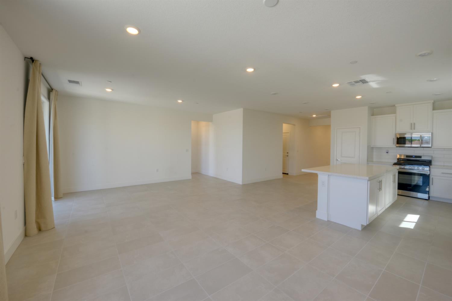 2109 Blossom Ranch Road Patterson, CA 95363 - Photo 17 of 33 a view of a kitchen