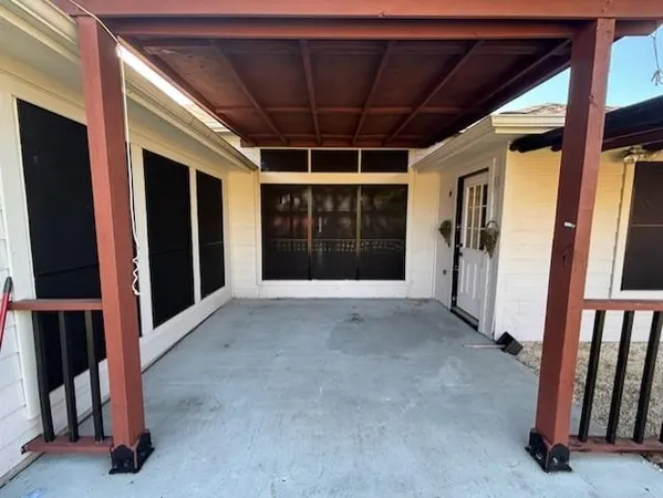 $2,250 | 923 North Sky Drive, Houston, TX 77073