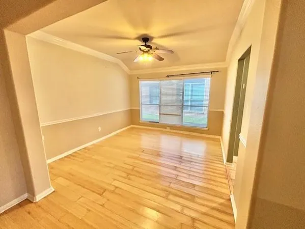 $2,250 | 923 North Sky Drive, Houston, TX 77073