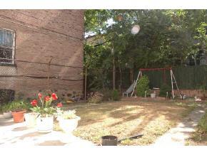 896 Eastern Parkway Brooklyn, NY 11213 - Photo 5 of 8 a view of fountain in a yard