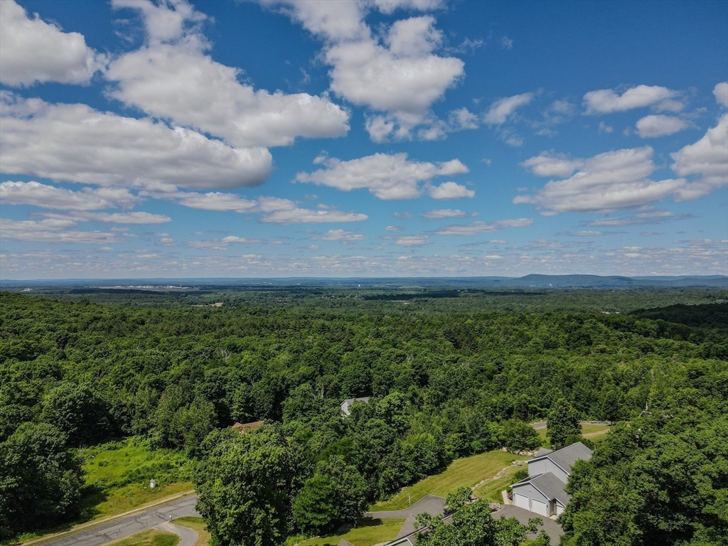 110 Munsing Ridge Granby, MA 01033 - Photo 34 of 36