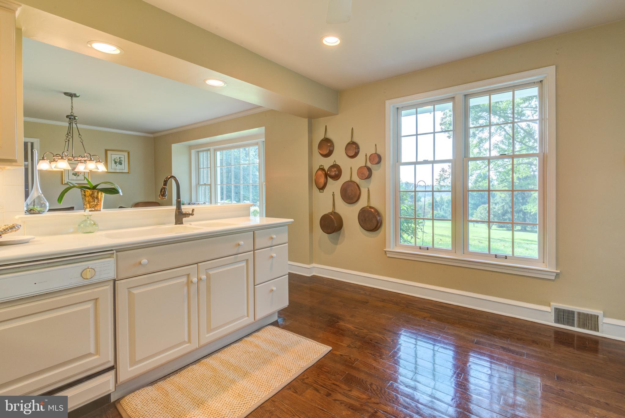 4018 Goshen Road Newtown Square, PA 19073 - Photo 25 of 62 Kitchen