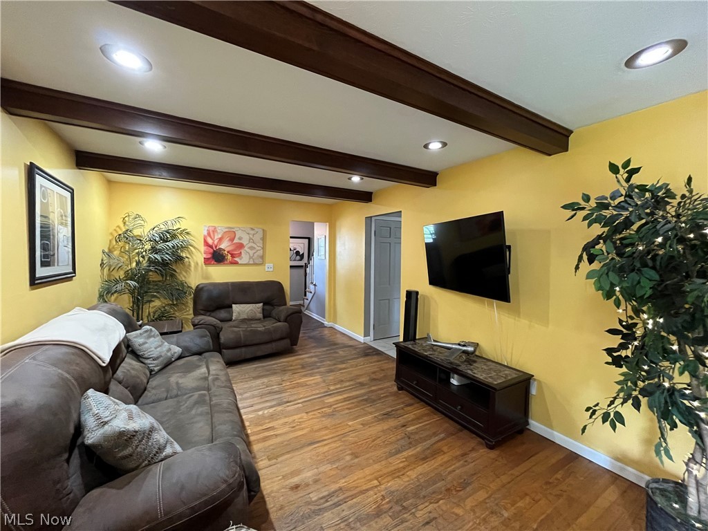 274 Dorchester Road Akron, OH 44313 - Photo 7 of 21