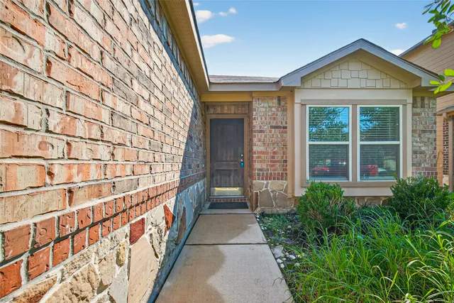 $1,900 | 5530 Casa Calvet Drive, Katy, TX 77449