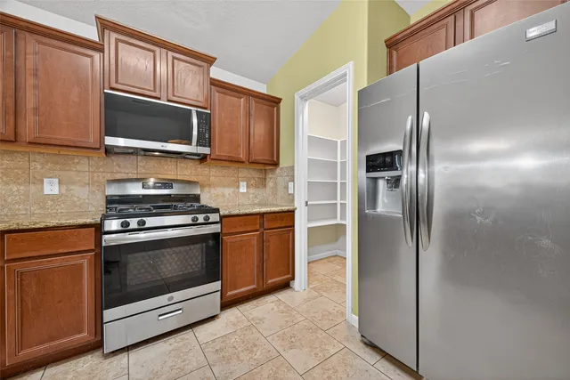 $1,900 | 5530 Casa Calvet Drive, Katy, TX 77449