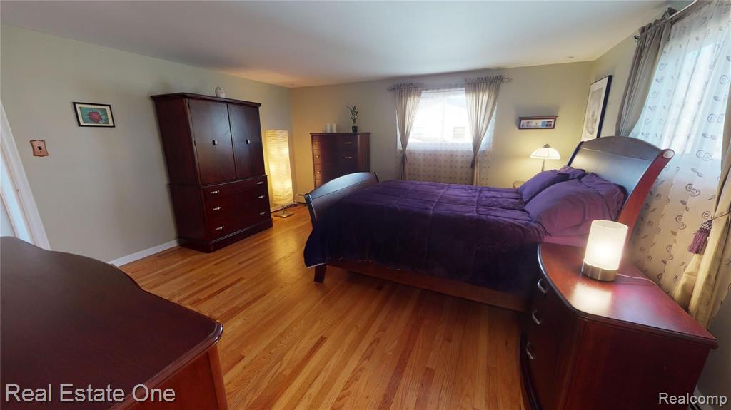 30048 Barwell Road Farmington Hills, MI 48334 - Photo 18 of 36