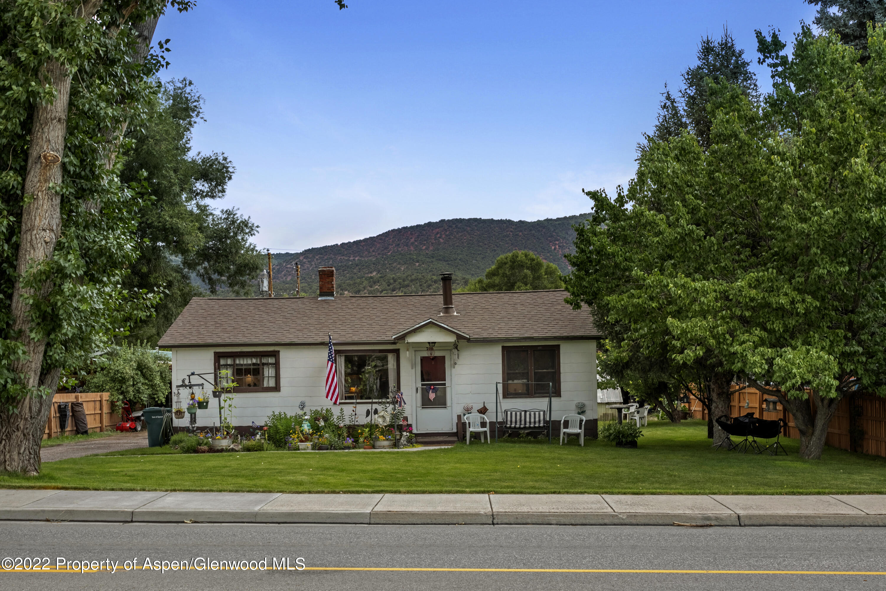 760 Valley Road Gypsum, CO 81637 - Photo 2 of 26 760 Valley Rd-024
