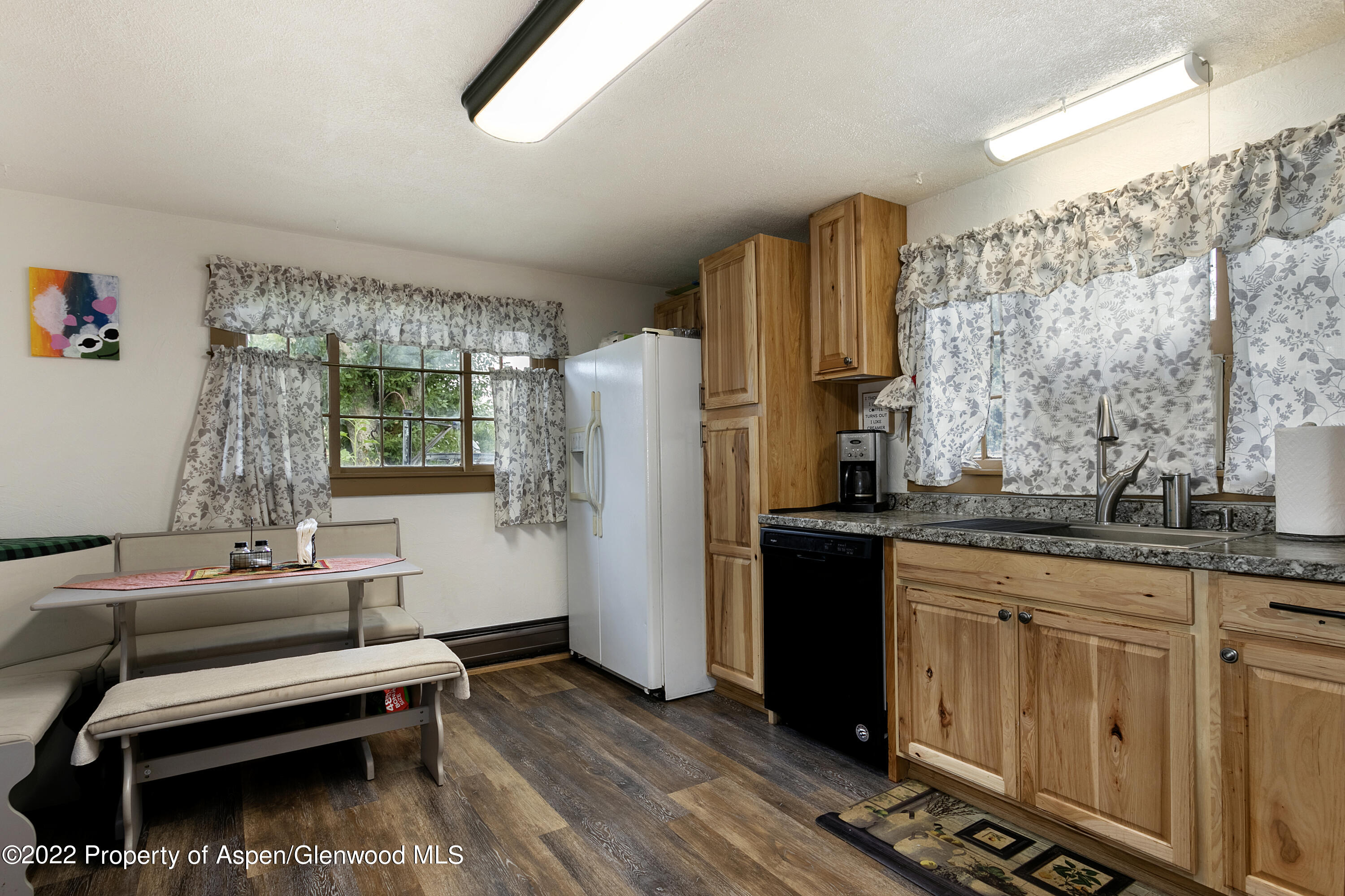 760 Valley Road Gypsum, CO 81637 - Photo 9 of 26 760 Valley Rd-002