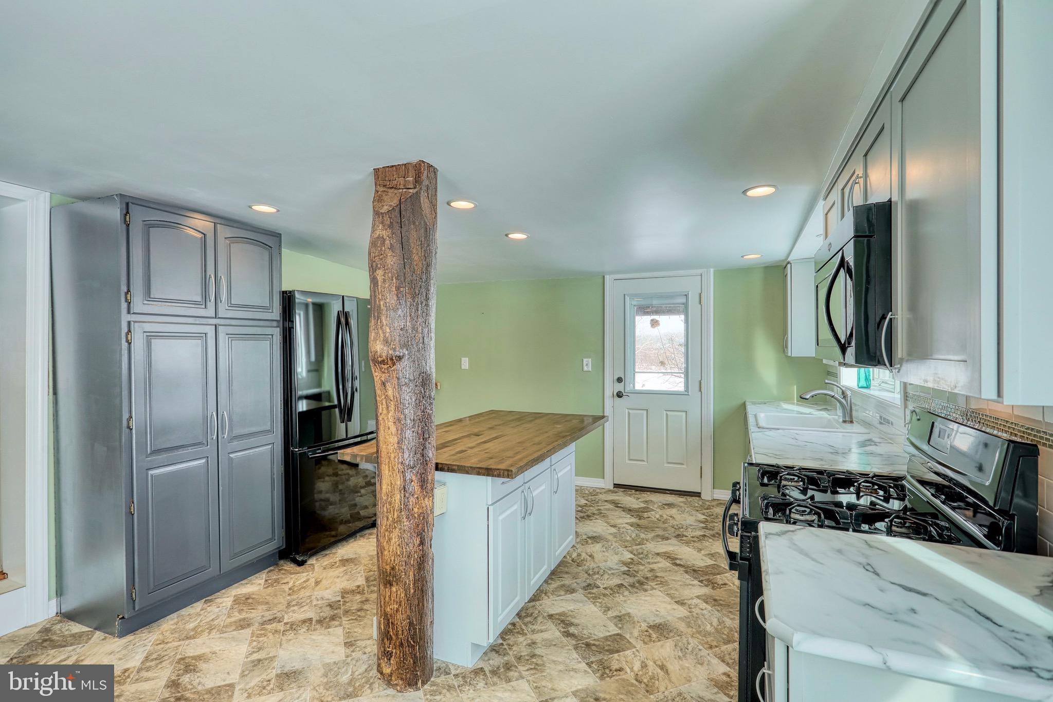 688 East Berlin Road York Springs, PA 17372 - Photo 9 of 54 Gallery Image 9