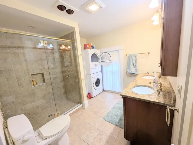 $2,050 | 613 Summer Street, Unit 2, St. Johnsbury, VT 05819