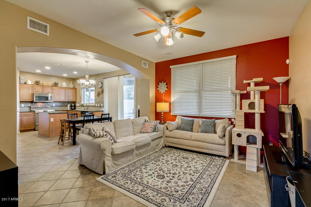 2224 East Pecan Road Phoenix, AZ 85040 - Photo 7 of 36 07-Pecan