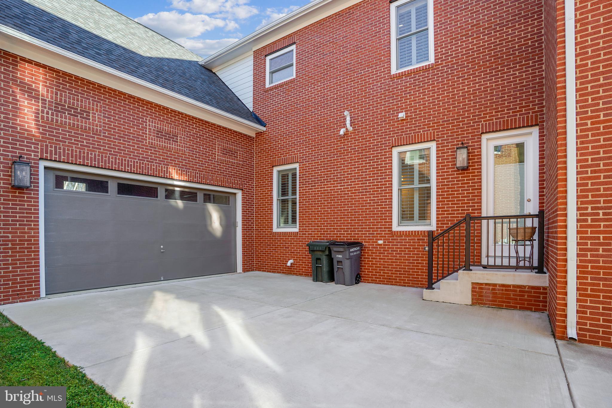 9113 Power House Road Lorton, VA 22079 - Photo 2 of 65 Gallery Image 2