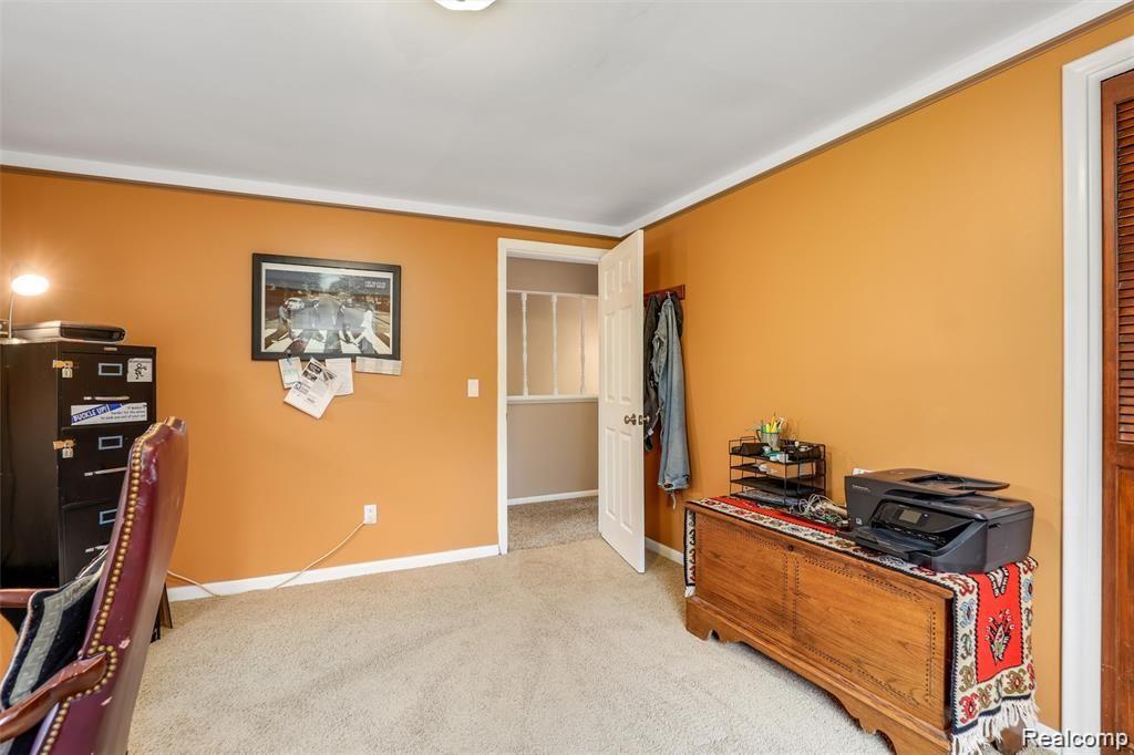 332 South Hacker Road Brighton, MI 48114 - Photo 16 of 25