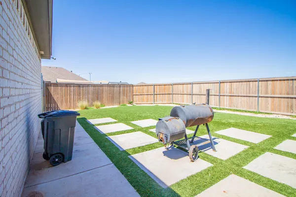 $580,000 | 7802 56th Street, Lubbock, TX 79407
