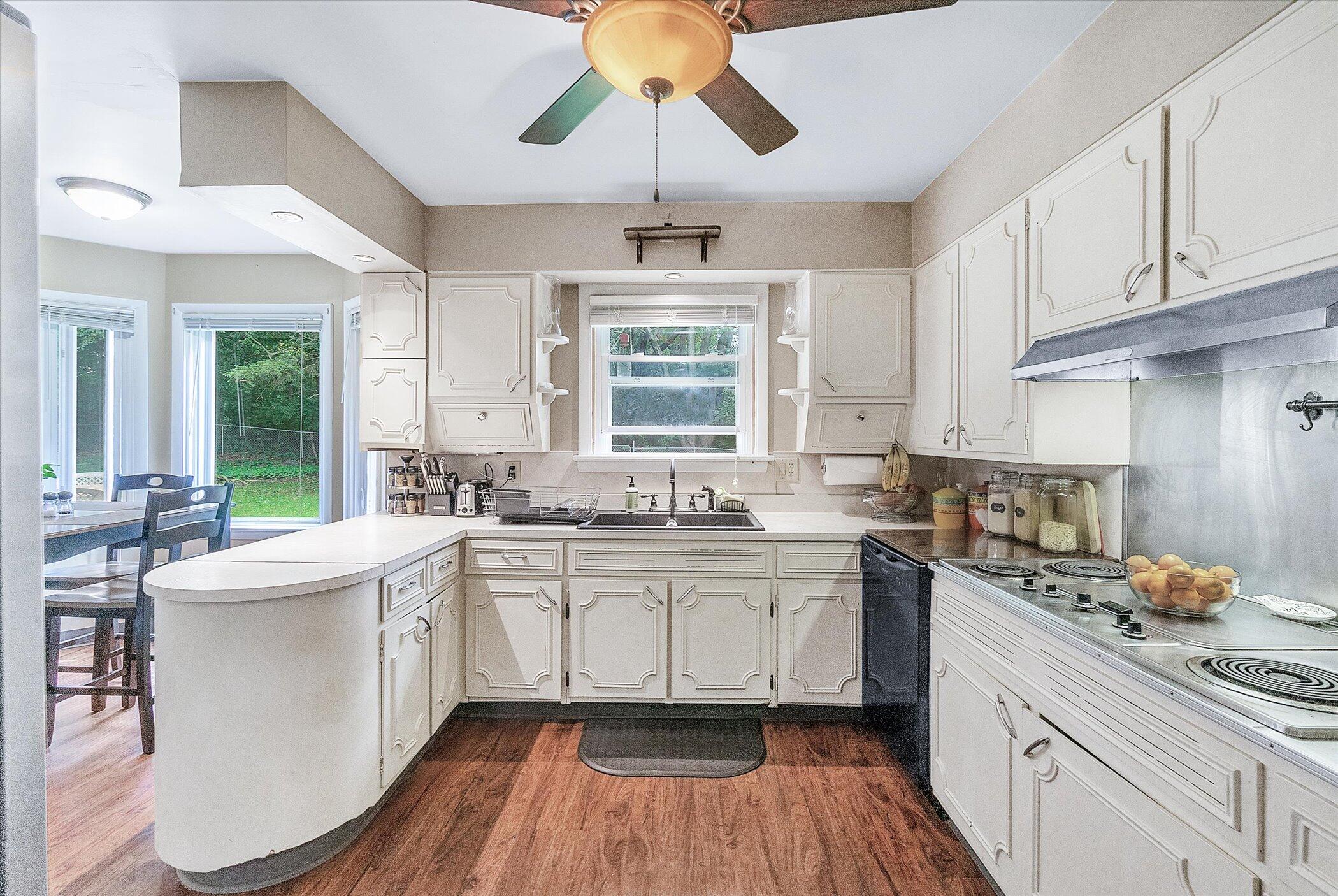 6351 Horton Road Jackson, MI 49201 - Photo 15 of 42 15-6351-Horton-Rd-WindowStill-Real-Estat