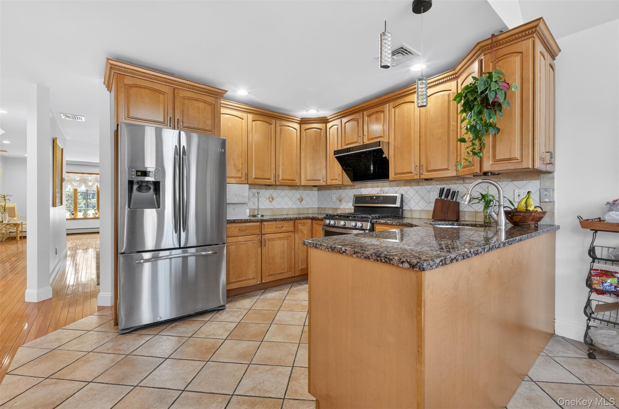 162-11 12th Road Queens, NY 11357 - Photo 15 of 41