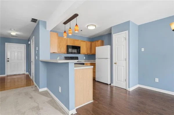 $1,725 | 247 Cottonwood Creek Circle, Canton, GA 30114