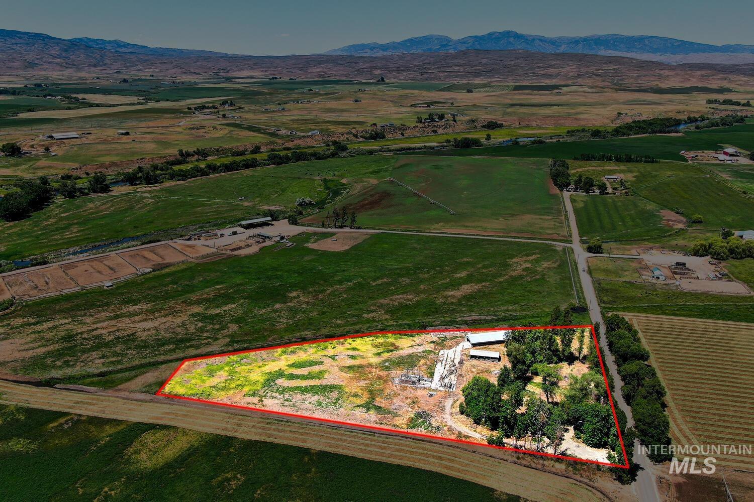 2327 Snapp Lane Midvale, ID 83645 - Photo 6 of 26