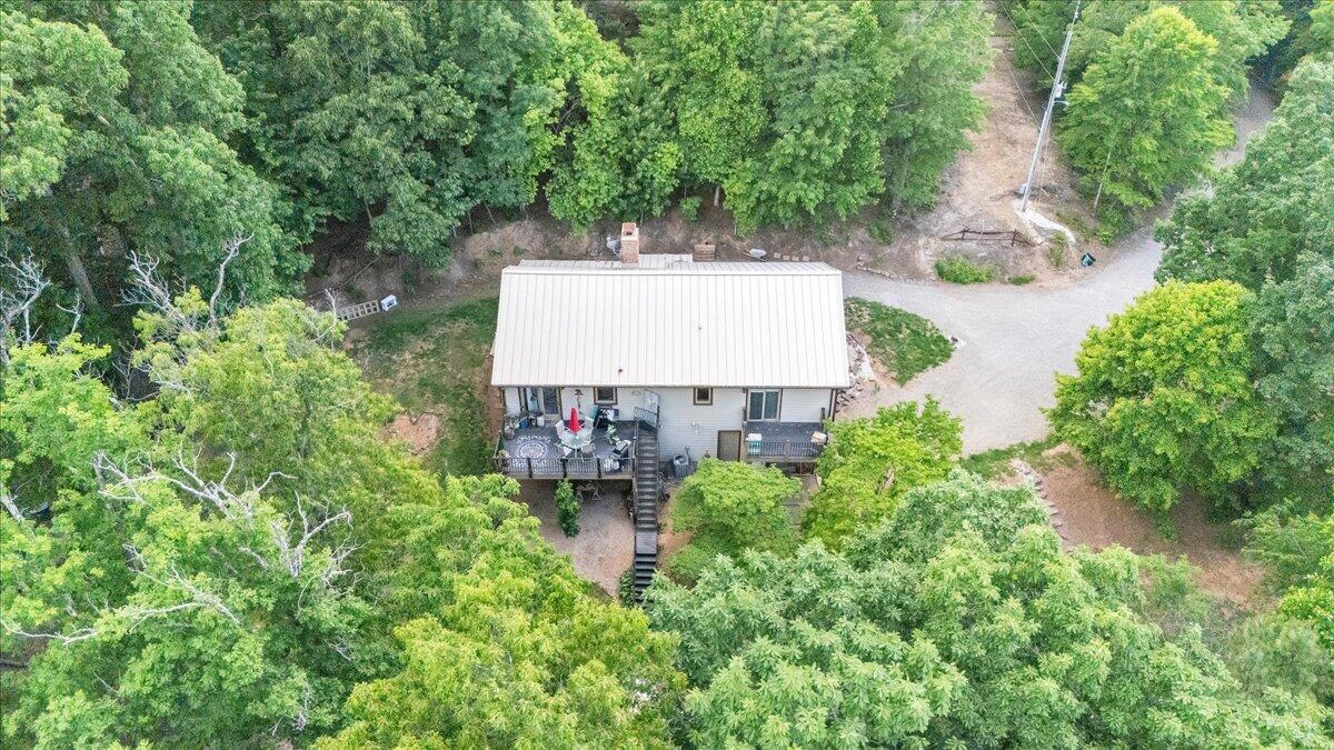 879 Aps Knob Road New Castle, VA 24127 - Photo 36 of 42 36-DJI_20260520155536_0015_D