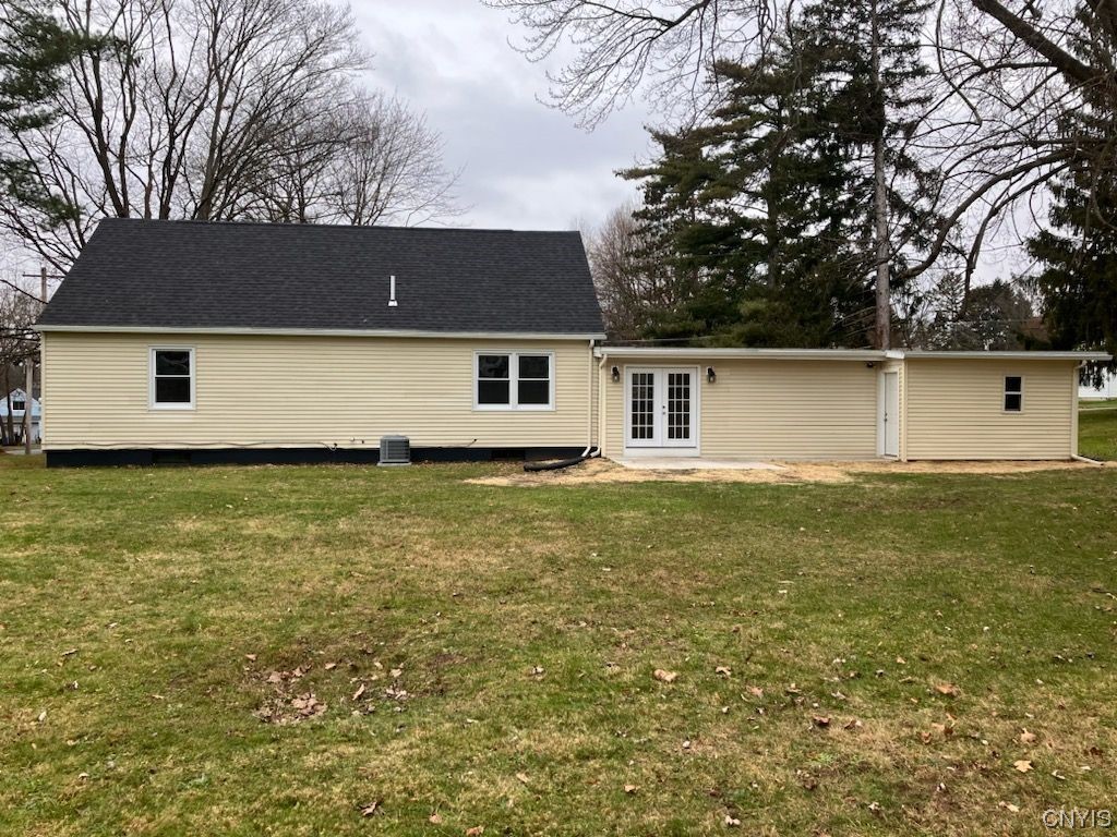 2 Battery Lysander, NY 13027 - Photo 2 of 23