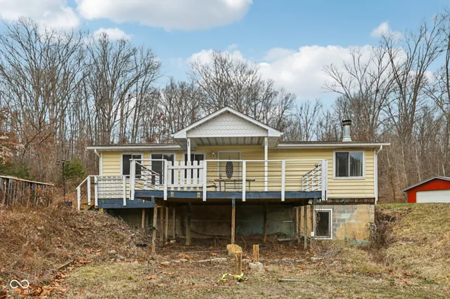 $269,900 | 1498 Upper Schooner Road, Nashville, IN 47448