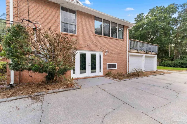 $540,000 | 8849 Meadowbrook Drive, Pensacola, FL 32514