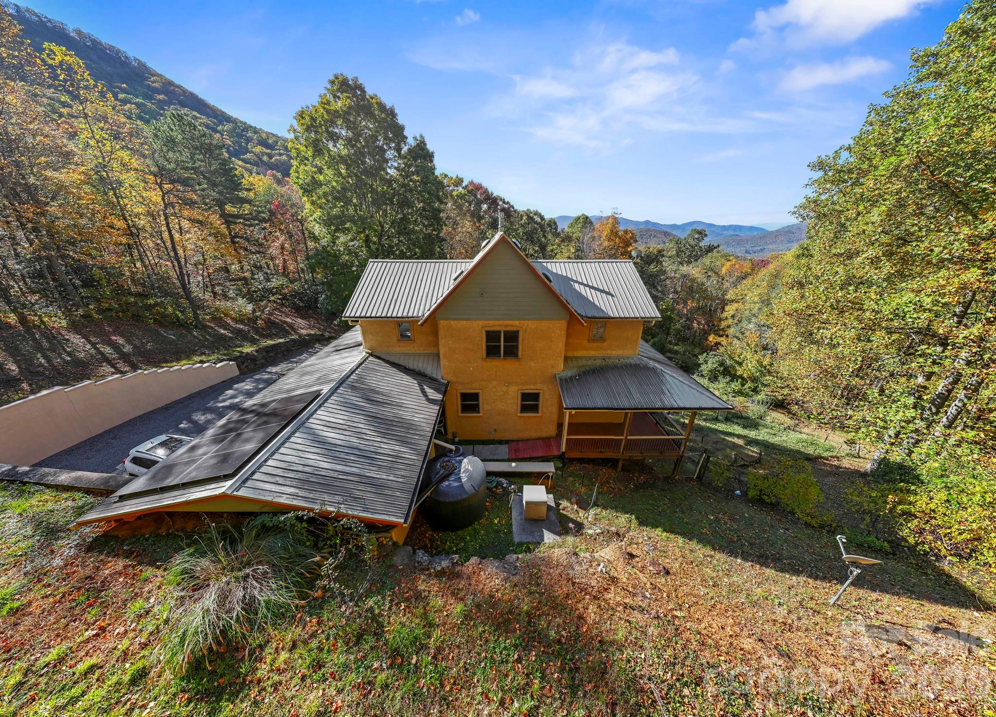 97 Old Cove Road Black Mountain, NC 28711 - Photo 5 of 33
