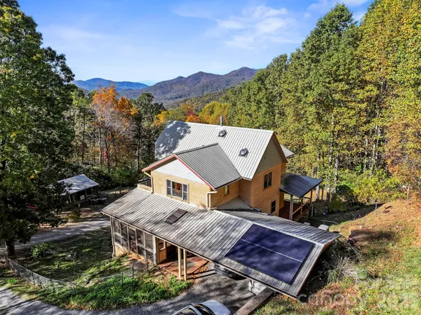 $975,000 | 97 Old Cove Road, Black Mountain, NC 28711