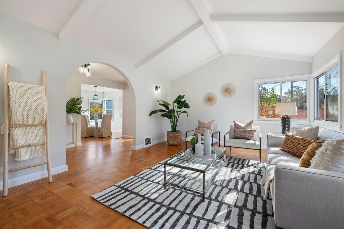 194 Willow Avenue Millbrae, CA 94030 - Photo 11 of 76 a living room with furniture