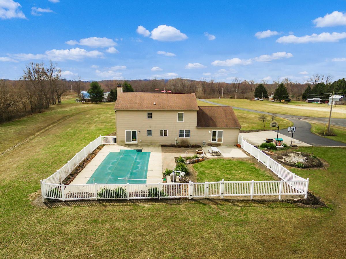 8200 Benadum Road Northwest Carroll, OH 43112 - Photo 4 of 74 Gallery Image 4