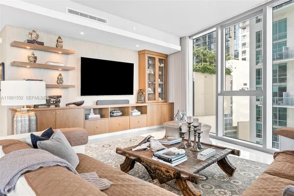 $45,000 | 300 Biscayne Blvd Way, Unit 901E, Miami, FL 33131