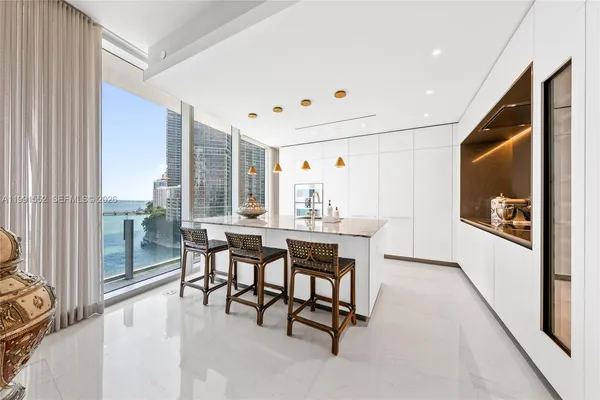 $45,000 | 300 Biscayne Blvd Way, Unit 901E, Miami, FL 33131