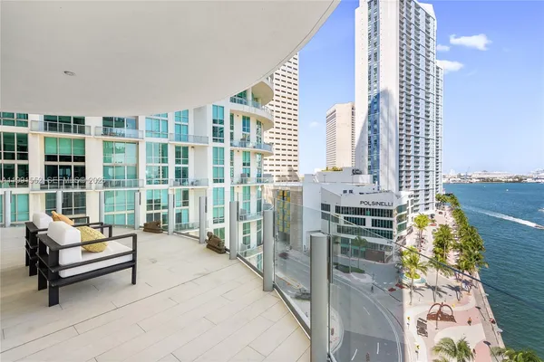 $45,000 | 300 Biscayne Blvd Way, Unit 901E, Miami, FL 33131