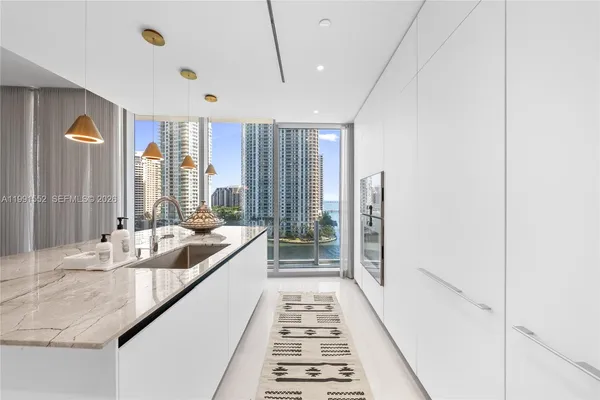$45,000 | 300 Biscayne Blvd Way, Unit 901E, Miami, FL 33131